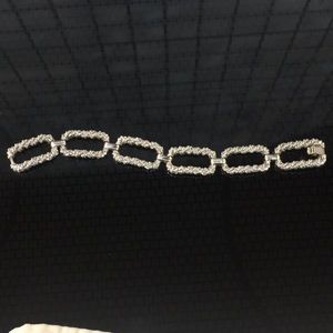 Gorgeous 7” Trifari Link Bracelet!!!